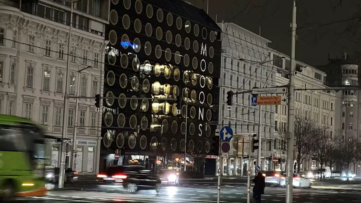 Почти пять часов во тьме: массовое отключение электроэнергии парализовало три района Вены