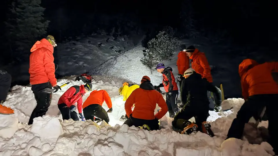 Лавинная ловушка:  ледник Штубай стал смертельным для двух сноубордистов