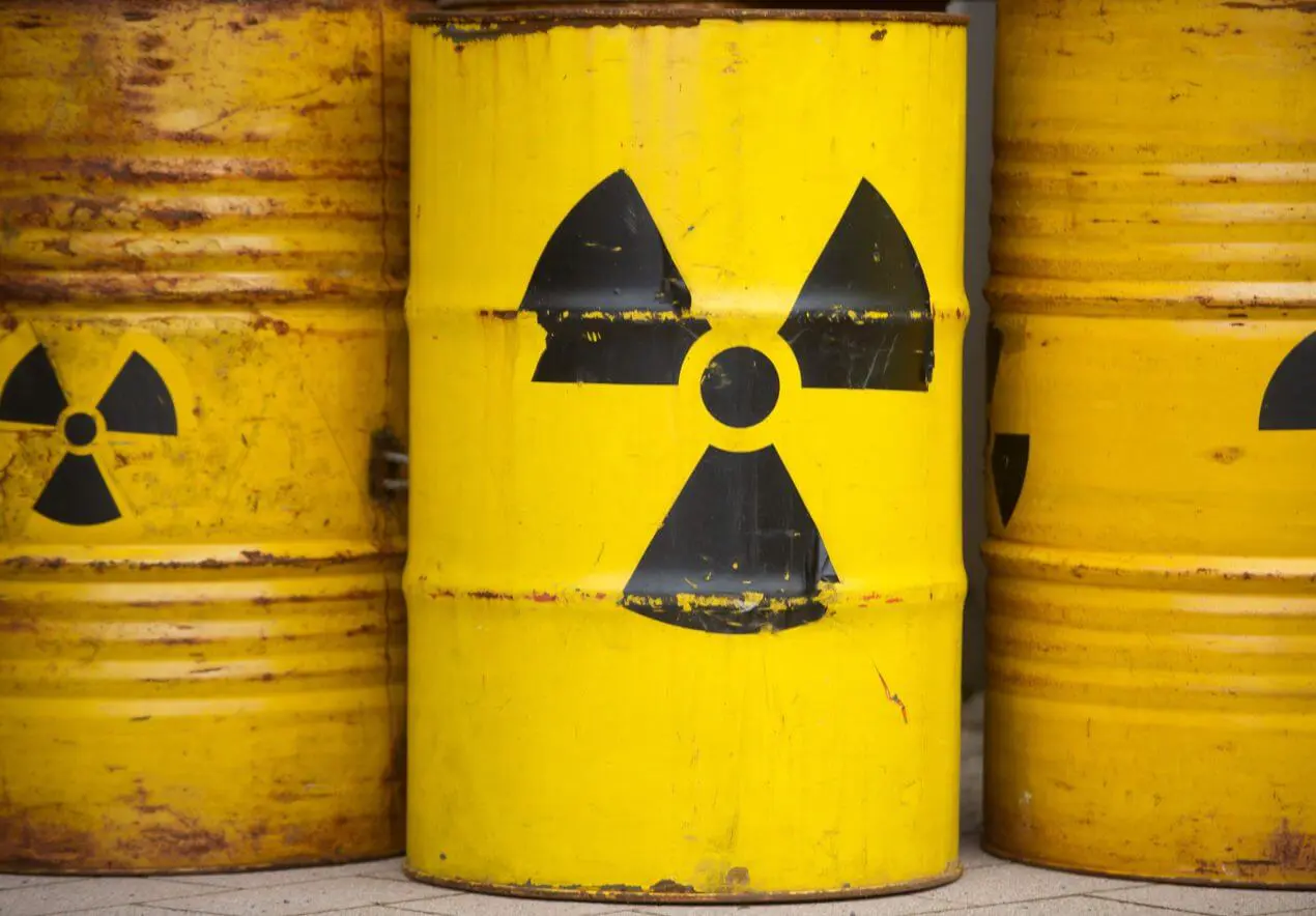 Радиоактивная тревога в Австрии: оцепления, деконтаминация и перехват грузовика в Граце