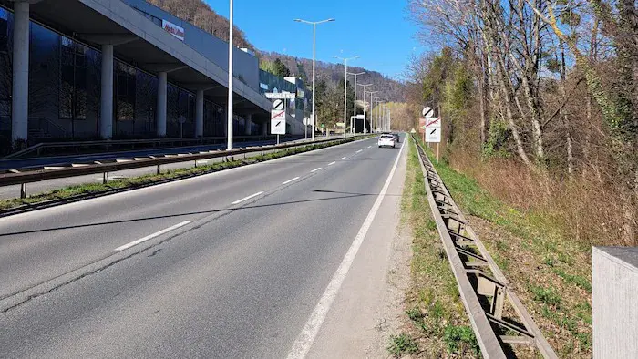 Ужасные подробности гибели пенсионера в Граце: тело протащило 1,6 км, затем переехали другие машины