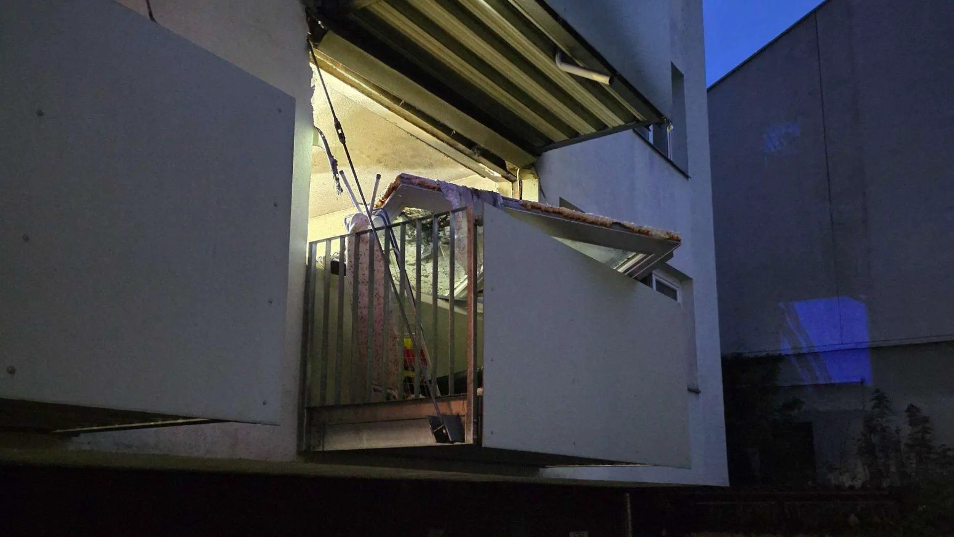 Взрыв аккумулятора электросамоката в Инсбруке: семья попала в клинику, дом эвакуирован