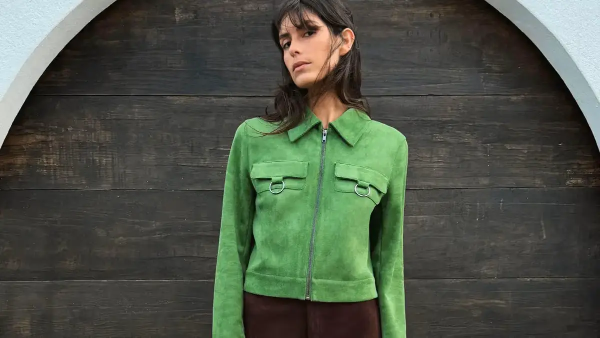 Zara назвала цвета, которые вытеснят коричневый и бордовый из наших гардеробов