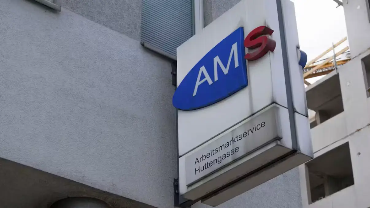 Сколько зарабатывают консультанты AMS? Официальные цифры 2026