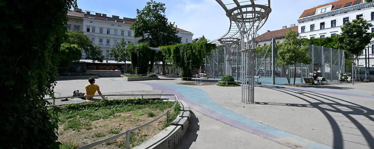 Детская ссора переросла в драку матерей на венской площади с семью пострадавшими