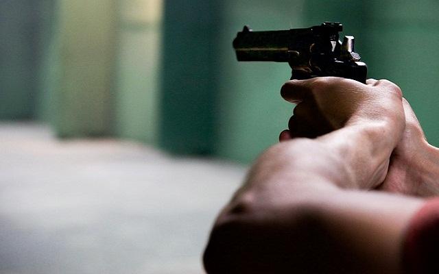 В Шердинге подросток угрожал в колледже газовым пистолетом