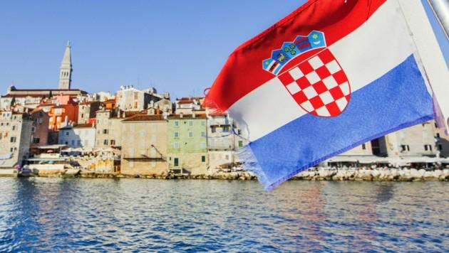 Хорватия с понедельника ввела обязательное ношение масок