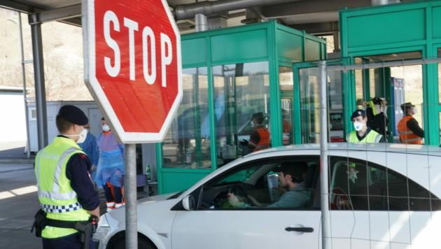 Словения усиливает пограничный контроль: на карантине уже 800 человек