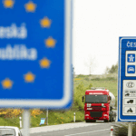 Чехия вводит "светофорную" систему для въезда в страну: для Австрии включен зеленый