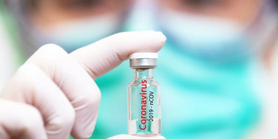 Новости коронавируса: 1 950 новых случаев, министр Раух за усиление давления на производителей вакцин, обязательная вакцинация была ошибкой, Китай снова разрешает въезд в страну иностранным туристам