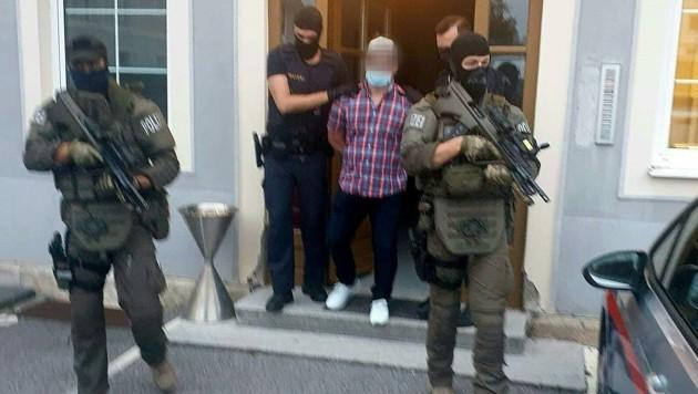 Критик Кадырова арестован в Штирии за незаконное хранение оружия