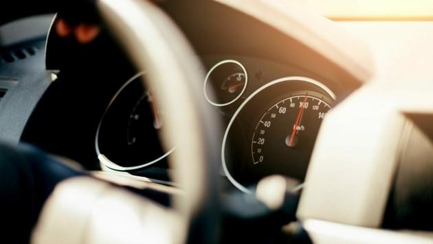 Погоня на автобане A1: пьяный водитель ехал со скоростью 235 км/ч