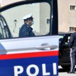 Женщина в состоянии фрустрации поцарапала в Вене 40 автомобилей