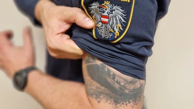 Полицейским отныне разрешены татуировки на видимых участках тела: боссы профсоюза против