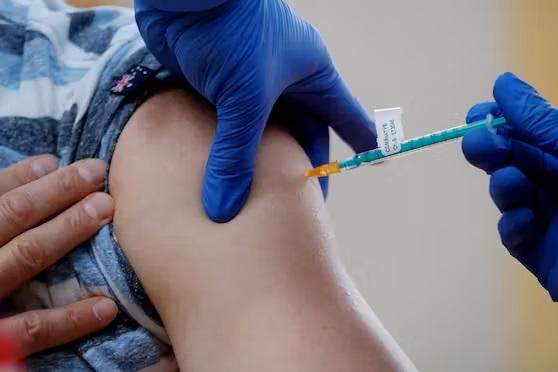 Новости коронавируса: 1 080 новых случаев, Ландбауэр дает отпор политическим противникам, Китай назвал критику ВОЗ «неуважительной», BioNTech и Moderna теперь создают вакцину против рака