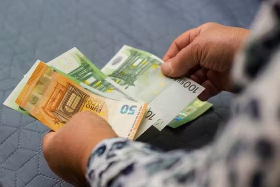 Инфляция в Австрии: теперь каждый тратит в месяц на 405 евро больше — просто ни за что